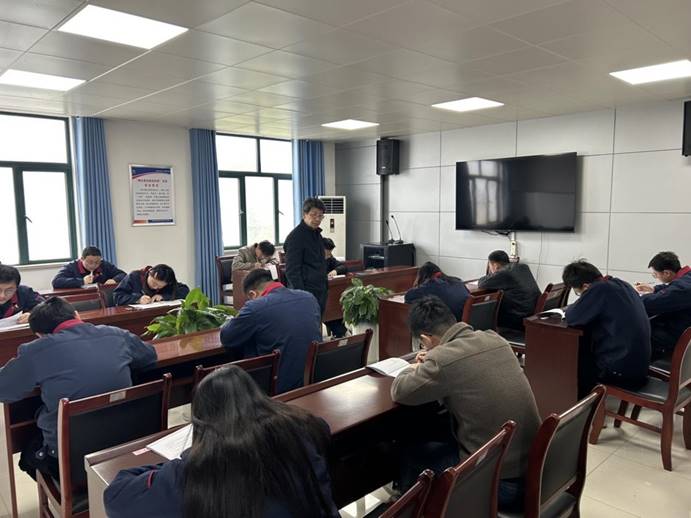 建材公司、檢測公司聯(lián)合開展管理人員業(yè)務(wù)提升考試